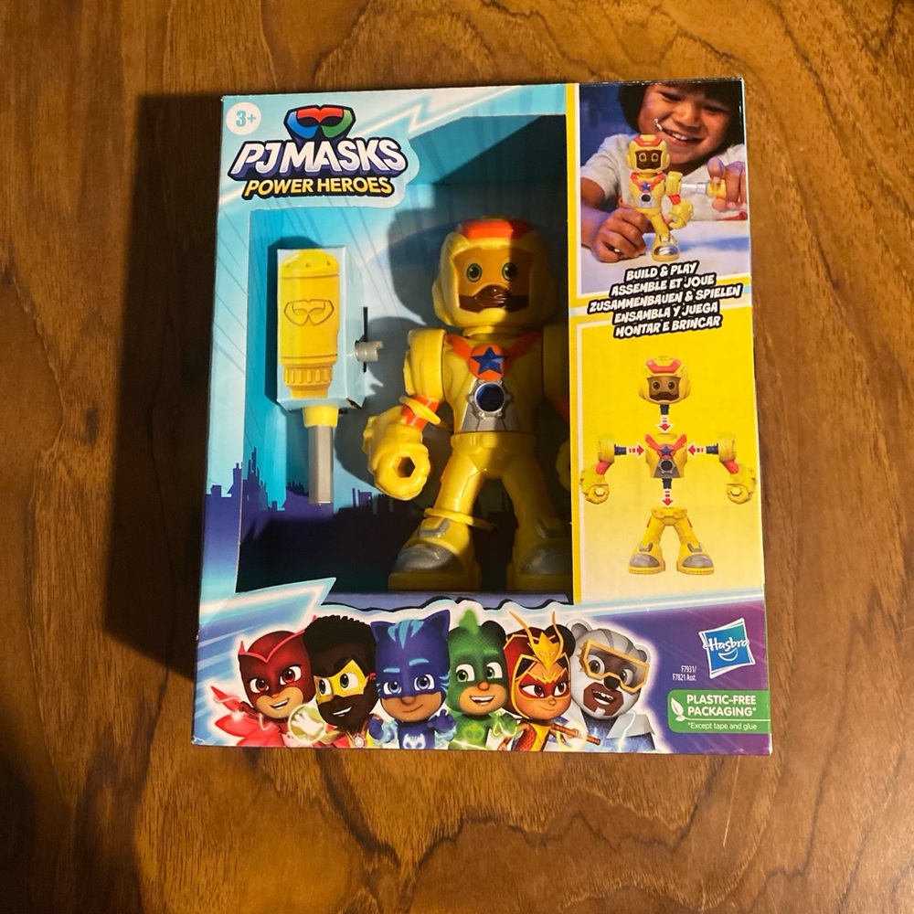 PJ Masks Power Heroes Newton Star Yellow Action Figure